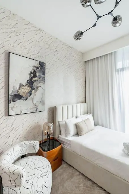Nasma Luxury Stays - Trendy & Stylish Living Studio At Azizi Riviera 41 Dubaj Apartmán